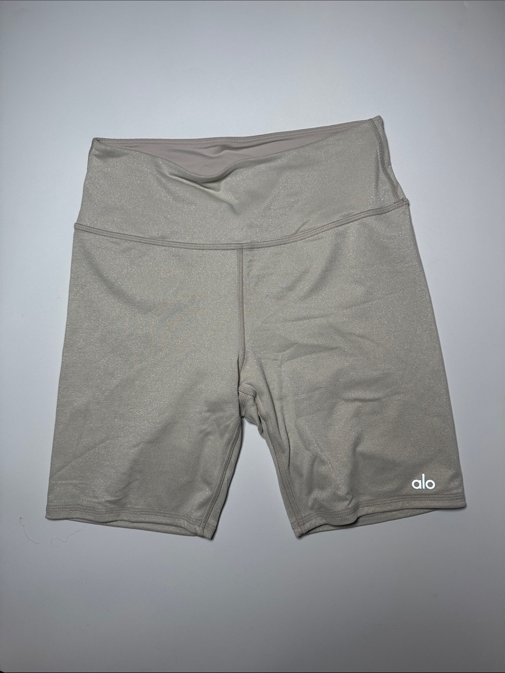 ALO Yoga High-Rise Bike Shorts in Light Taupe